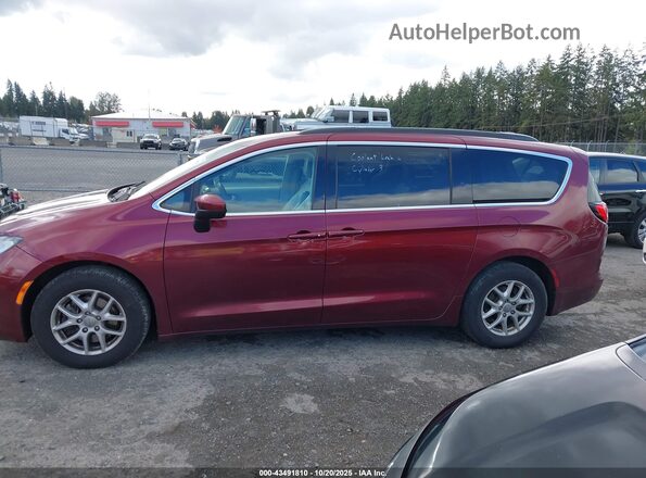 2C4RC1DG6LR262594 2020 CHRYSLER VOYAGER Maroon 360 interior view
