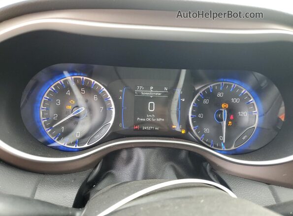 2C4RC1DG6LR264507 2020 CHRYSLER VOYAGER Silver Вид щитка приладів