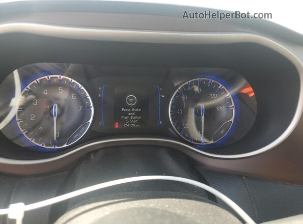 2C4RC1DG6MR551699 2021 CHRYSLER VOYAGER White Instrument cluster view