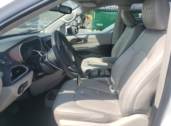 2C4RC1DG6MR551699 2021 CHRYSLER VOYAGER White Front interior view