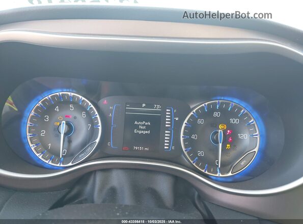 2C4RC1DG7MR538539 2021 CHRYSLER VOYAGER Silver უკანა სავარძლების ხედი