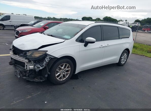 2C4RC1DG7MR546382 2021 CHRYSLER VOYAGER White Առջևի ձախ երեք քառորդ տեսարան