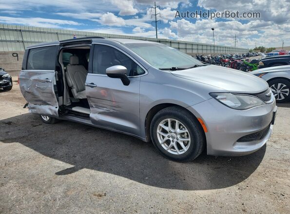 2C4RC1DG8MR519563 2021 CHRYSLER VOYAGER Gray Przód prawy