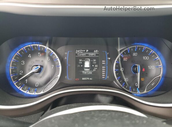 2C4RC1DG9LR182559 2020 CHRYSLER VOYAGER Blue Вид щитка приладів