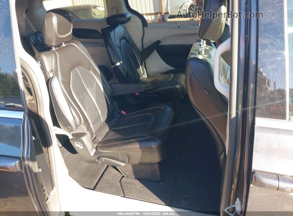 2C4RC1DG9LR265103 2020 CHRYSLER VOYAGER Gray 