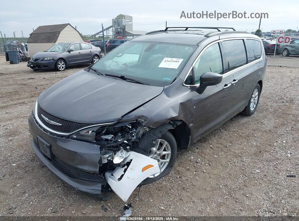 2C4RC1DG9MR523573 2021 CHRYSLER VOYAGER Gray Front left