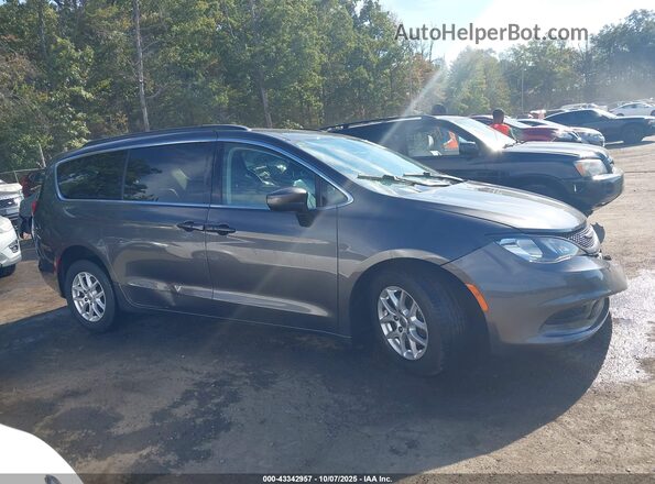 2C4RC1DGXMR506748 2021 CHRYSLER VOYAGER Gray Rear interior view