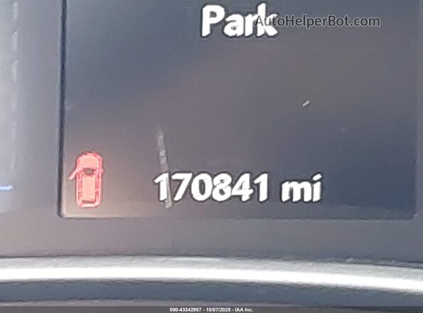 2C4RC1DGXMR506748 2021 CHRYSLER VOYAGER Gray 