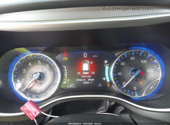 2C4RC1EG2LR104719 2020 CHRYSLER PACIFICA Red Widok tylnych siedzeń
