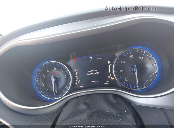 2C4RC1EG8LR239588 2020 CHRYSLER PACIFICA Темно-бордовый Вид задних сидений