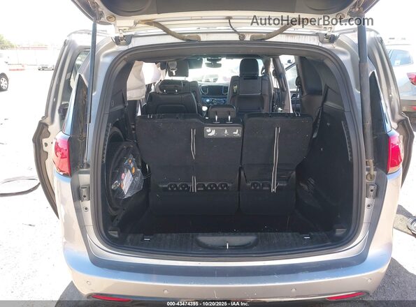 2C4RC1EG9JR236325 2018 CHRYSLER PACIFICA Silver 
