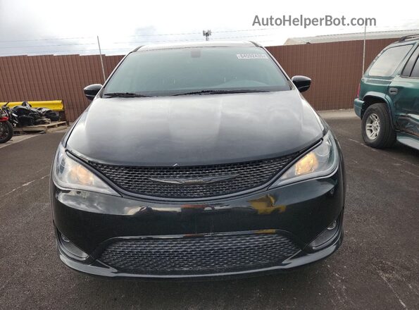 2C4RC1FG3LR147349 2020 CHRYSLER PACIFICA Black Front view