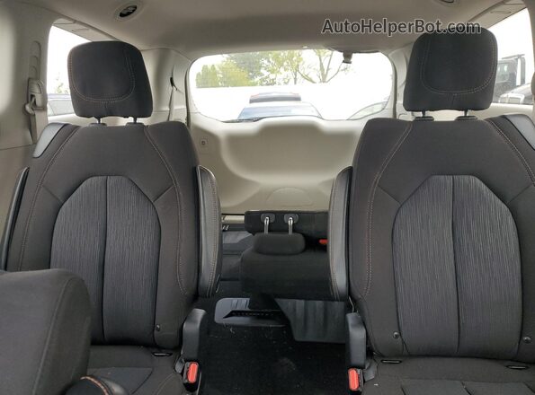 2C4RC1FG4LR158893 2020 CHRYSLER PACIFICA Black Vista de los asientos traseros