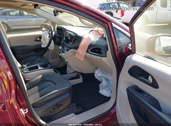 2C4RC1GG0LR241915 2020 CHRYSLER PACIFICA Бордовый Вид салона спереди