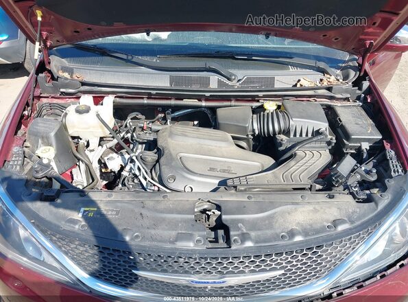 2C4RC1GG0LR241915 2020 CHRYSLER PACIFICA Бордовый Вид сзади