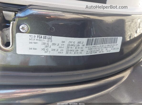 2C4RC1GG1LR144271 2020 CHRYSLER PACIFICA Gray Widok komory silnika