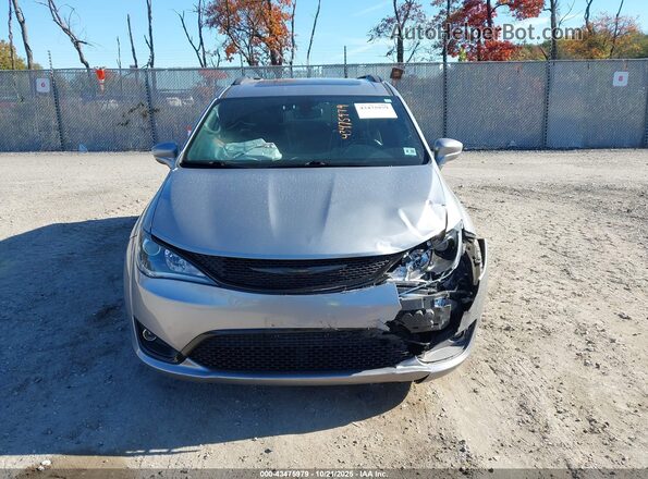 2C4RC1GG4LR216810 2020 CHRYSLER PACIFICA Серебряный Вид щитка приборов