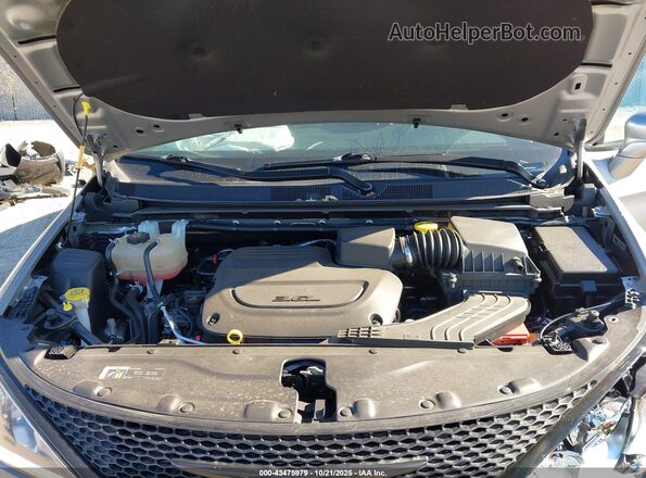 2C4RC1GG4LR216810 2020 CHRYSLER PACIFICA Серебряный Вид сзади
