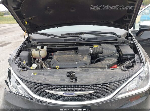 2C4RC1GG7LR250045 2020 CHRYSLER PACIFICA Черный Вид сзади