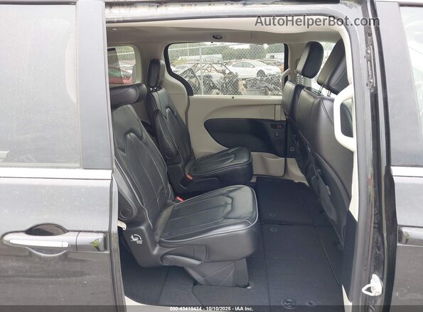 2C4RC1GG7LR250045 2020 CHRYSLER PACIFICA Черный Вид наклейки с VIN-кодом