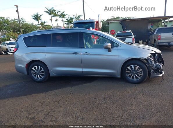 2C4RC1L7XMR581385 2021 CHRYSLER PACIFICA Silver 360 interior view