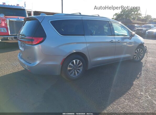 2C4RC1L7XMR581385 2021 CHRYSLER PACIFICA Silver Rear right
