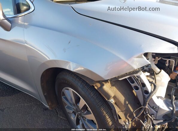 2C4RC1L7XMR581385 2021 CHRYSLER PACIFICA Silver 