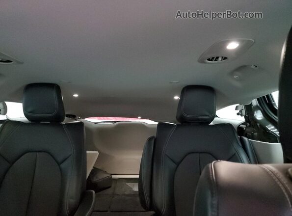 2C4RC1S7XRR174563 2024 CHRYSLER PACIFICA Black Вид задніх сидінь
