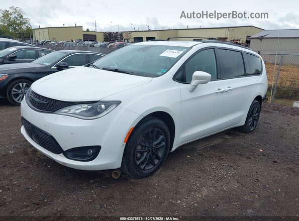 2C4RC3BG2LR267869 2020 CHRYSLER PACIFICA White Przód lewy