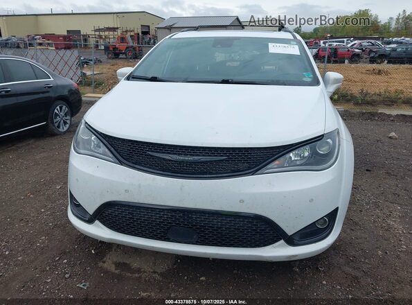 2C4RC3BG2LR267869 2020 CHRYSLER PACIFICA White Widok wnętrza z tyłu