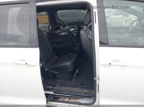 2C4RC3BG2LR267869 2020 CHRYSLER PACIFICA White Widok naklejki z numerem VIN