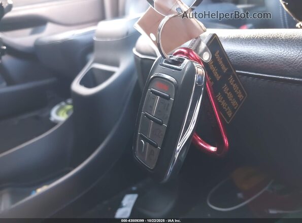2C4RC3BG3MR569334 2021 CHRYSLER PACIFICA Blue Dashboard view
