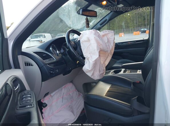 2C4RDGCG1LR225227 2020 DODGE GRAND CARAVAN White Front interior view