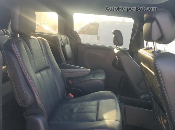 2C4RDGEG6LR198975 2020 DODGE GRAND Burgundy Widok wnętrza z tyłu