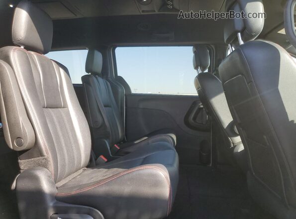 2C4RDGEG9LR152203 2020 DODGE GRAND White Rear interior view
