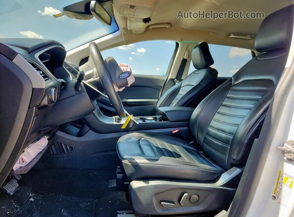 2FMPK3J90LBA30038 2020 FORD EDGE White Vista interior delantera