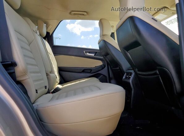 2FMPK3J91LBB27197 2020 FORD EDGE Gold Widok wnętrza z tyłu