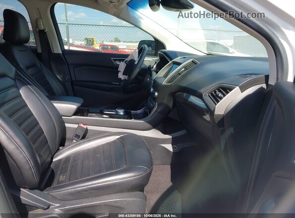 2FMPK3J97LBA57687 2020 FORD EDGE White Front interior view