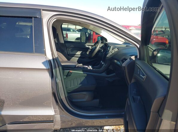 2FMPK4G98NBA23385 2022 FORD EDGE Gray Widok wnętrza z przodu