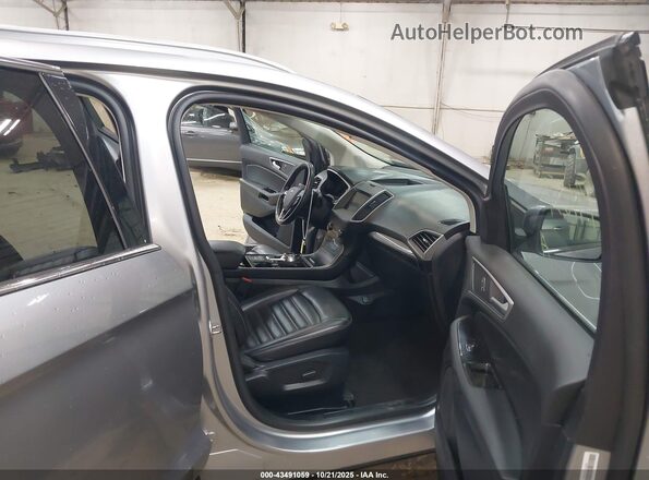 2FMPK4J93LBA68045 2020 FORD EDGE Серебряный Вид салона спереди