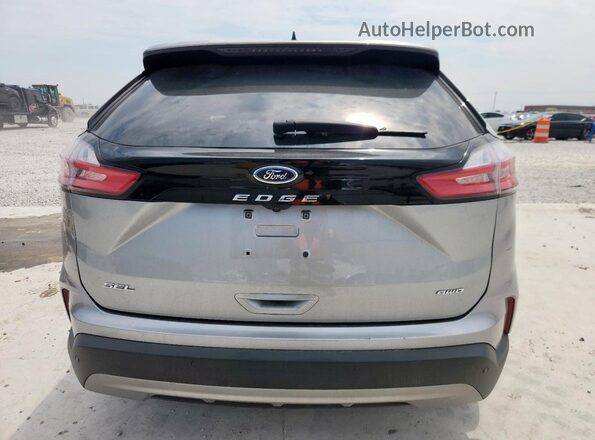 2FMPK4J9XRBA12287 2024 FORD EDGE Silver Вид ззаду