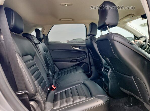2FMPK4J9XRBA12287 2024 FORD EDGE Silver Вид задньої частини салону
