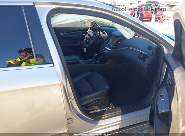 2G1105SA3J9158047 2018 CHEVROLET IMPALA Silver 