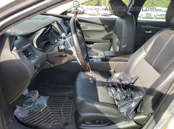 2G11Z5S30L9103193 2020 CHEVROLET IMPALA Серебряный Вид салона спереди