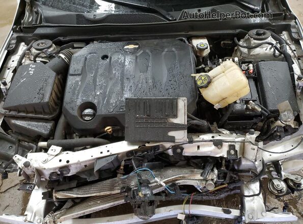 2G11Z5S35L9104467 2020 CHEVROLET IMPALA Серебряный Вид задней части салона