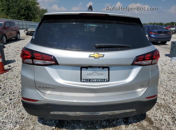 2GNAXJEV9N6137096 2022 CHEVROLET EQUINOX Серебряный Вид сзади