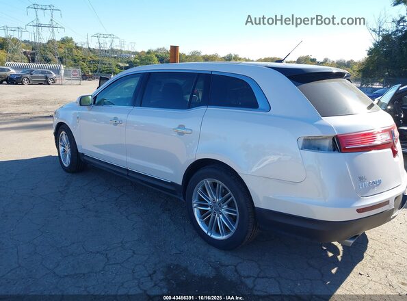 2LMHJ5AT4KBL02818 2019 LINCOLN MKT White Trasero izquierdo