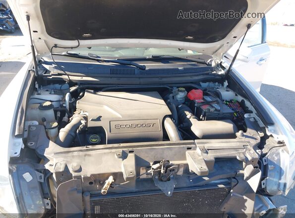 2LMHJ5AT4KBL02818 2019 LINCOLN MKT White Vista trasera