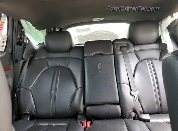 2LMHJ5NK2JBL01943 2018 LINCOLN MKT Black Widok tylnych siedzeń