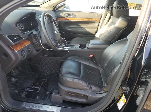 2LMHJ5NK3HBL00097 2017 LINCOLN MKT Black Vista interior delantera
